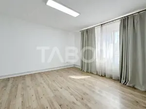 Apartament cu 2 camere decomandate centru langa parcul Sub Arini