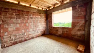 Casa 4 camere, 110mp, Valea Lupului la strada asfaltata - imagine 2 Casa 4 camere, 110mp, Valea Lupului la strada asfaltata - imagine 2