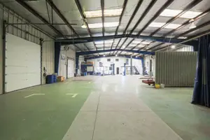 Reprezentanță auto de vânzare – Arad, Zona Industrială Micalaca Est - imagine 12