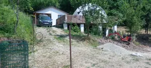 Casă de vacanță și cort geodezic