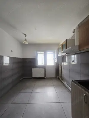 zona Scolilor - Rahova  Ap. 3 cam cf I dec  supraf 70 mp - imagine 4