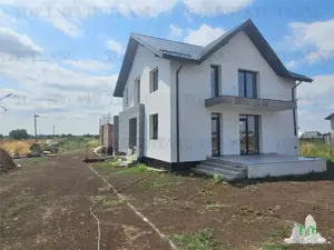 Vila premium 4 camere cu garaj in Ciorogarla