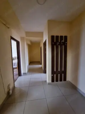 Vand apartament 3 camere decomandat direct de la proprietar - imagine 4