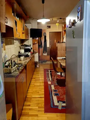 Apartament de vanzare, cu 3 camere decomandat, 76 mp, zona complexul stundentesc - imagine 9