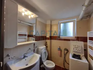 Vanzare garsoniera in cladire particulara, zona Campului - imagine 6