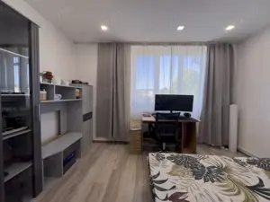 Apartament ultracentral 2 camere Simeria - imagine 6