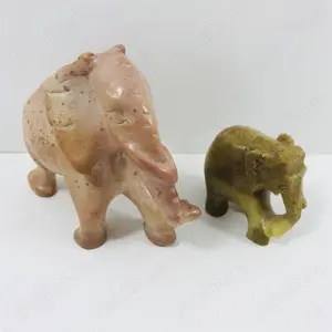 Pereche elefanti vintage sculptati din piatra 