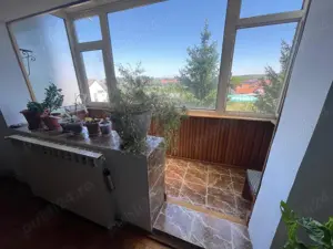 Vand apartament , 4 camere , decomandat , etaj 3 , stadion