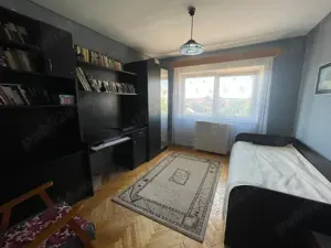 Vand apartament , 4 camere , decomandat , etaj 3 , stadion - imagine 5 Vand apartament , 4 camere , decomandat , etaj 3 , stadion - imagine 5