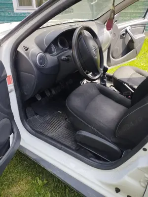 Vând Dacia Duster in stare foarte bună 4*4 diesel..an 2013 - imagine 2