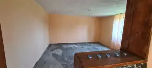 Proprietate unică la marginea orașului Târgu Jiu   Casă solidă P+1 + teren intravilan și extravilan  - imagine 4