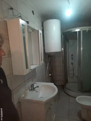 Casă disponibilă in 2 rate, cu 3 camere și baie in zonă centrală, în Nădab - imagine 2