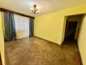 Apartament 3 camere | Parter | Ostroveni