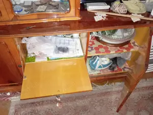 Bufet lemn masiv 1977 - imagine 2