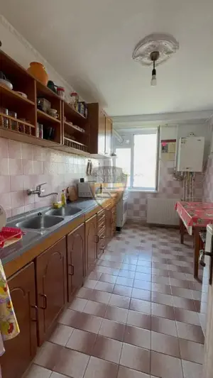 4 Camere, 2 balcoane, centrala gaz, bloc caramida, Tomis Nord, TIC TAC - imagine 7