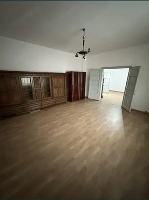 BRASADAS vinde PARTERUL unei case in zona Botizului. - imagine 3