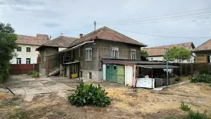 Casă pe un nivel in Medias, teren 533 mp, curte dreapta - imagine 8