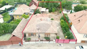 Casă pe un nivel in Medias, teren 533 mp, curte dreapta - imagine 2