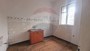 Casă pe un nivel in Medias, teren 533 mp, curte dreapta - imagine 17