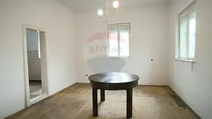 Casă pe un nivel in Medias, teren 533 mp, curte dreapta - imagine 16