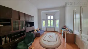 Apartament  clasic de doua camere zona Centrul Istoric - imagine 2