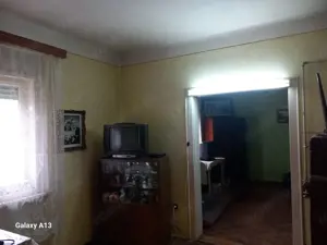 BRASADAS vinde casa 3 cam. zona Unirii teren 550mp. - imagine 11 BRASADAS vinde casa 3 cam. zona Unirii teren 550mp. - imagine 11