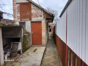 BRASADAS vinde casa 2 cam cu etaj 6 ari zona Bercu Rosu. - imagine 9