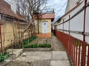 BRASADAS vinde casa 2 cam cu etaj 6 ari zona Bercu Rosu. - imagine 10