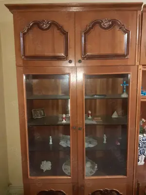 Vitrina gen șifonier - imagine 2