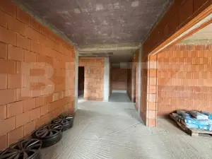 Locuință sau business? Tu alegi – proprietate cu multiple posibilități în Peștiș - imagine 8