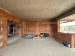 Locuință sau business? Tu alegi – proprietate cu multiple posibilități în Peștiș - imagine 9