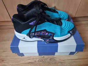 Ghete de baschet Jordan Luka 3, marimea 43