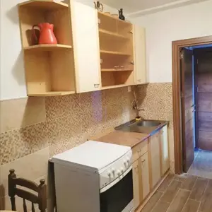 Ofer spre inchiriere garsoniera in zona Panduri