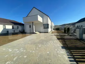 Casa 180mp utili, 4 camere, langa Aerodrom, Unirea - imagine 2 Casa 180mp utili, 4 camere, langa Aerodrom, Unirea - imagine 2