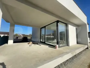 Casa 180mp utili, 4 camere, langa Aerodrom, Unirea