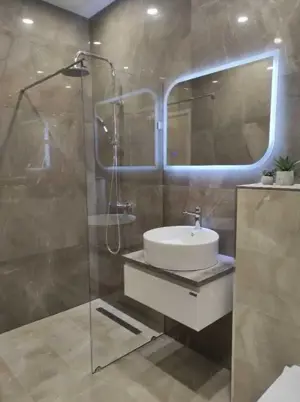 Garsoniera in zona Izvor, aproape de Facultatea de Drept - imagine 3