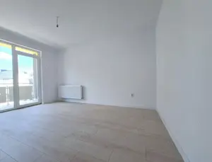 Decomandat.Bucatarie inchisa.Loc de parcare