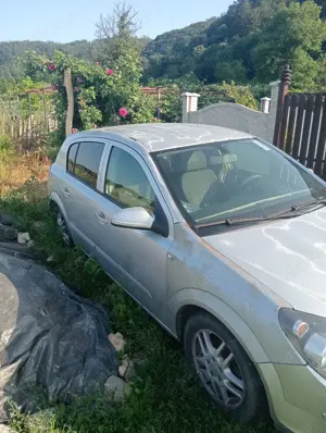 Dezmembrez Opel Astra h 1.7 cdti anul 2005 - imagine 3