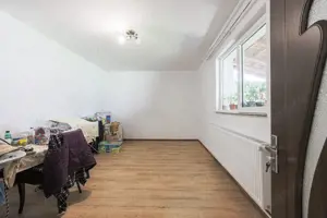 Rezervat Casă renovată cu 3 camere din cărămidă în Gradiste - imagine 6