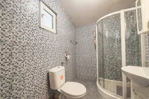 Rezervat Casă renovată cu 3 camere din cărămidă în Gradiste - imagine 7