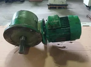 Motoare electrice trifazate standard sau cu reductor. - imagine 2