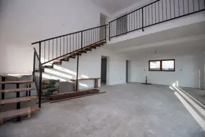 Preț redus 10000 Eur | Vila Moravia, 3 dormitoare, 3 băi, teren 450 mp, Pecica