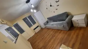 Garsoniera plus garaj de vanzare