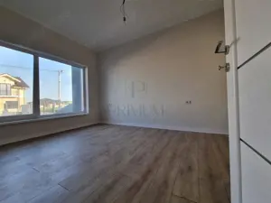 Duplex pe plan - 4 camere - zona linistita - terasa mare - imagine 6