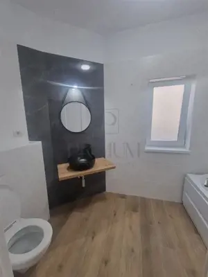 Duplex pe plan - 4 camere - zona linistita - terasa mare - imagine 12