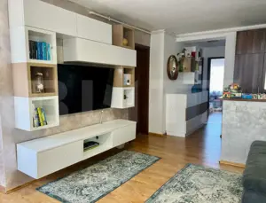 Apartament 3 camere cu boxa, garaj si parcare, zona Teilor