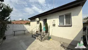 Casa 3 camere decomandat in oras Pantelimon