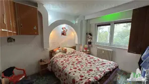 Apartament 3 camere 2 bai bloc 1984 zona metrou 1 Decembrie 1918 - imagine 5