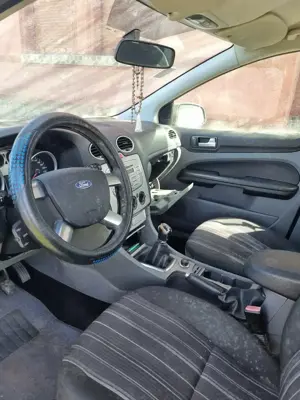 Ford Focus pentru rabla sau piese  - imagine 7