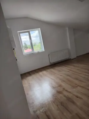 Inchiriez apartament 3 camere Dambovita - imagine 2